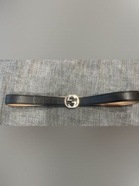 Gucci Black Leather Belt with Silver Interlocking G Buckle Sz 90